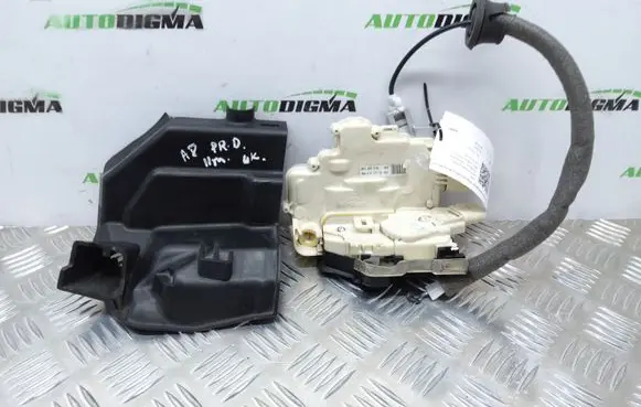 Audi A8 S8 D4 4H Front door lock 4G2837016 4H2837350