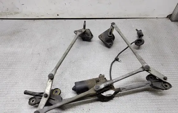 Chrysler Voyager Front wiper linkage and motor 24002763