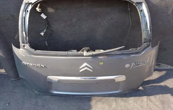 Citroen C3 Picasso Third/center stoplight 9681854380