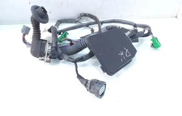 Volvo V70 Front door wiring loom 9452500