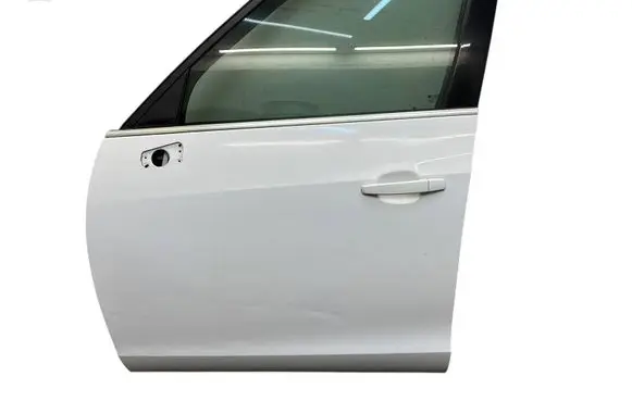 Opel Zafira C Front door 