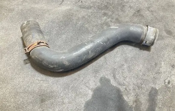Mercedes-Benz Sprinter W906 Engine coolant pipe/hose A9065012982