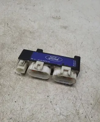 Coolant fan relay