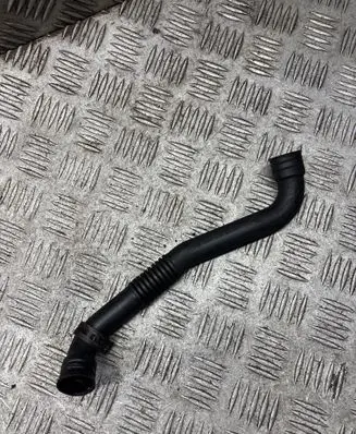 Volkswagen Touran I Breather hose/pipe 038103493AE