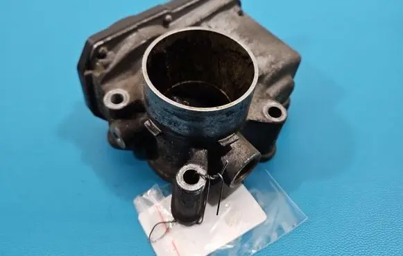 Renault Twingo II Throttle body valve 8200503217B IMPRK1546274