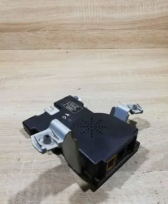 Audi A3 S3 8P Aerial antenna amplifier 8P4035225D 7617310103