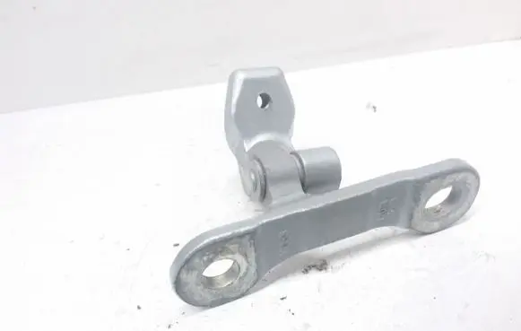 Opel Vectra C Rear door upper hinge