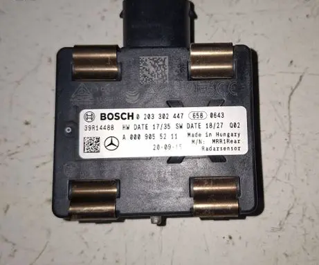 Mercedes-Benz B W247 Distronic sensor radar 0203302447 39R14488 A0009055211