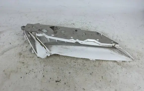Headlight part