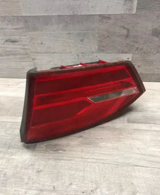 Volkswagen Jetta VI Tailgate rear/tail lights 5C6945260A 5C6945260