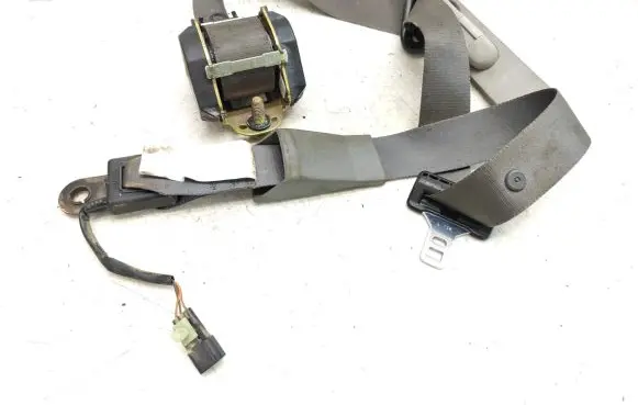 Mazda Tribute Front seatbelt 5L8478611B08A E11040694