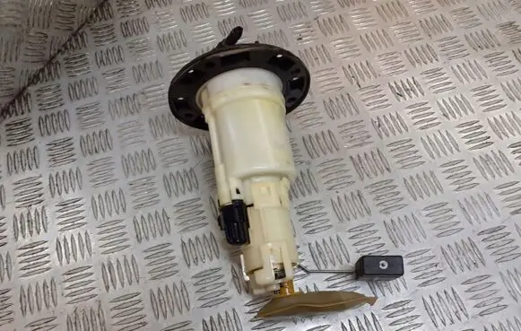 Honda Accord Mechanical fuel pump 101961-8492