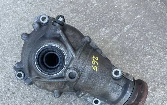 BMW 5 F10 F11 Front differential 7589155