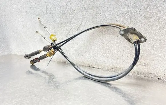 Volvo XC70 Gear shift cable linkage 30759425