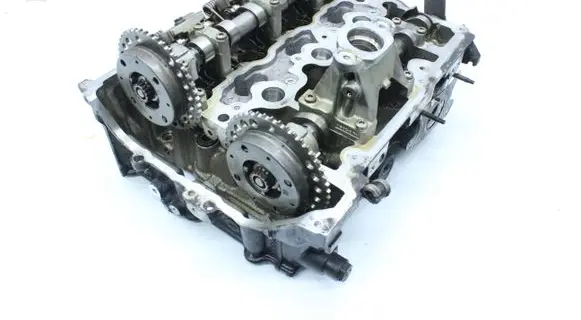 BMW X1 F48 F49 Engine head 3122040401225 97966990300