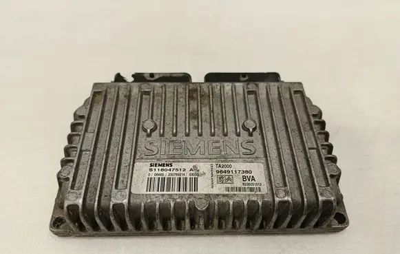 Peugeot 206 CC Gearbox control unit/module 9649117380 S118047512A 8200031512