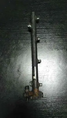 Mercedes-Benz C W203 Fuel main line pipe A6110700095