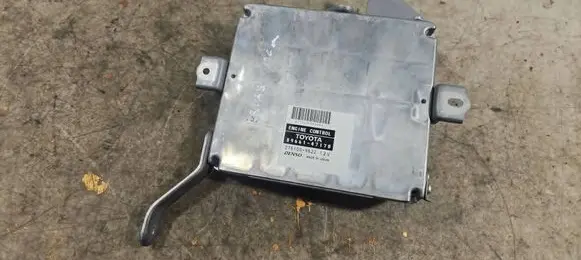 Toyota Prius (XW20) Engine control unit/module 2751009522 8966147170