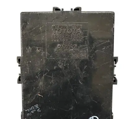 Lexus RX 330 - 350 - 400H Gateway control module 8911148100