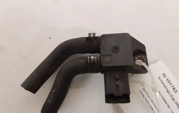 Citroen C4 I Picasso Exhaust gas pressure sensor 05508614 9662143180