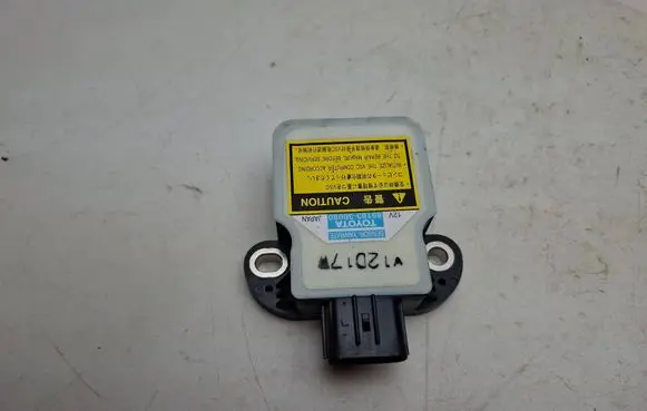 Lexus GS 250 350 300H 450H Airbag deployment crash/impact sensor 8918330080