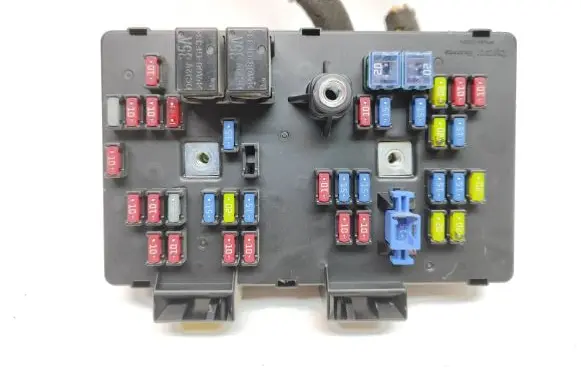 Opel Antara Fuse module AK62011 07034D SN0786