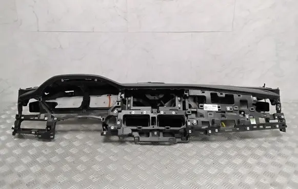 KIA Niro Dashboard 84710G5AA0WK