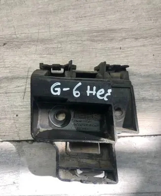 Volkswagen Golf VI Rear bumper mounting bracket 5K6807393A 1355D301388