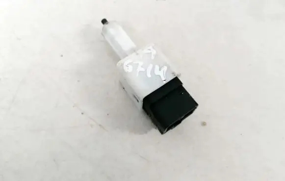 Honda CR-V Brake pedal sensor switch