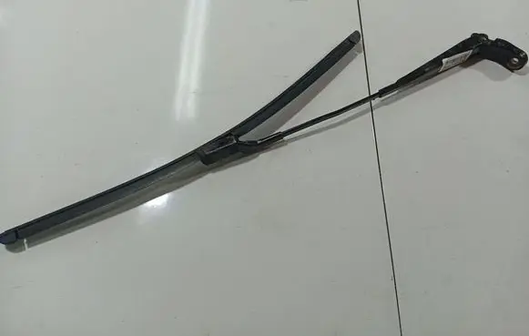 Skoda Roomster (5J) Front wiper blade arm 5J1955409B