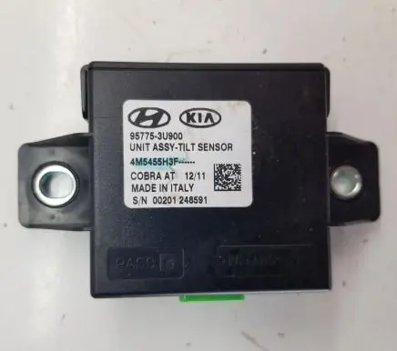 KIA Sportage Yaw turn rate sensor 957753U900