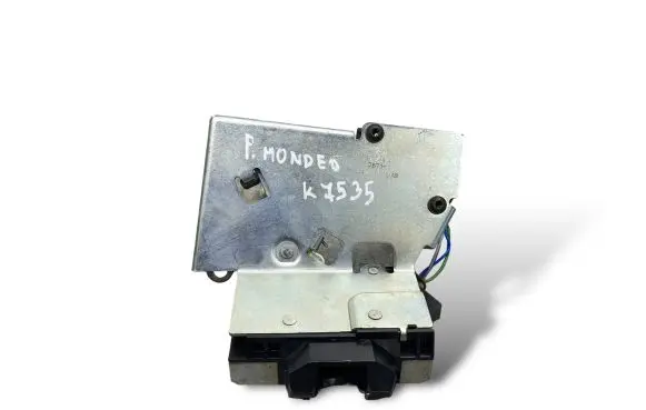 Ford Mondeo Mk III Tailgate/trunk/boot lock/catch/latch