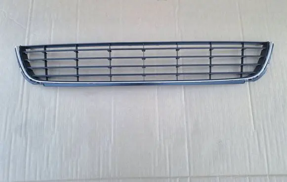 Volkswagen Golf VI Front bumper lower grill 1K9853677