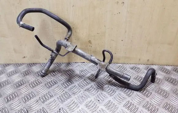 Engine coolant pipe/hose