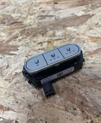 Mercedes-Benz GLE W167 Seat control switch A1679059900