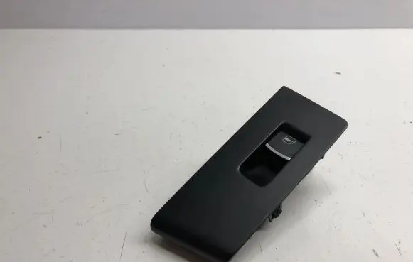 Volkswagen PASSAT B7 Electric window control switch 3AA868750