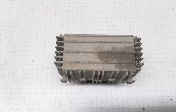 Opel Astra G Coolant fan relay 09132691 51299008