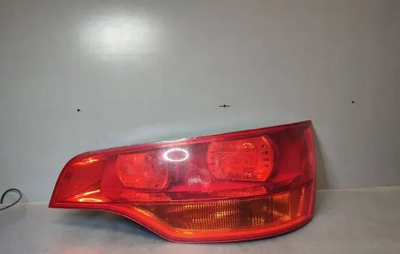 Rear/tail lights