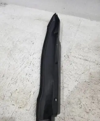 Mercedes-Benz CLS C218 X218 Fender end trim A2188890125 BBP182401
