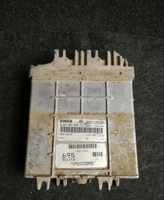 Volvo S40, V40 Engine control unit/module 0281001906