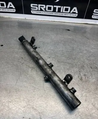 Mercedes-Benz E W211 Fuel main line pipe A6420700695