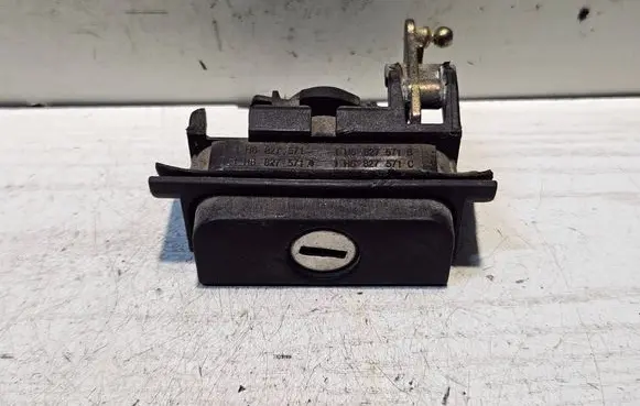Volkswagen Golf III Tailgate exterior lock 1H6827571 1H6827571A 1H6827571B