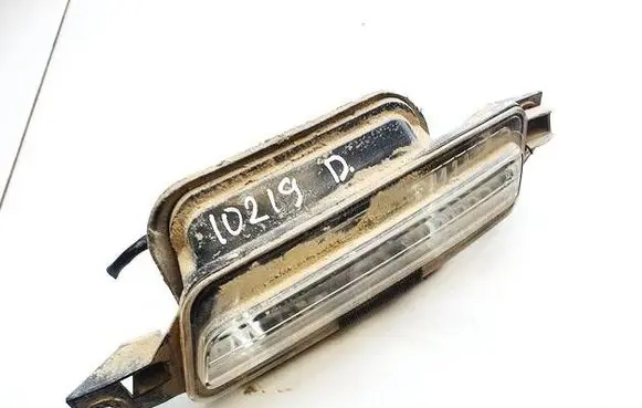 Subaru Outback Front fog light 13220791