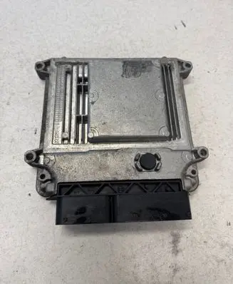 KIA Ceed Engine control unit/module 0261S05609 391202B562 1039S34708