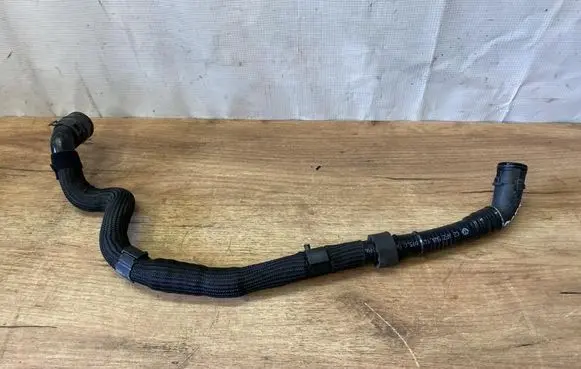 Volkswagen Tiguan Intercooler hose/pipe 5WA145693C