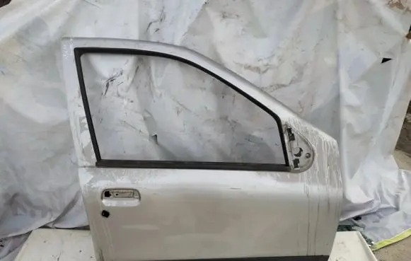 Fiat Punto (176) Front door