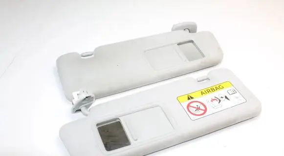 Toyota Prius (XW30) Sun visor
