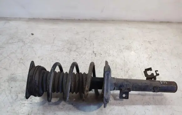 Nissan X-Trail T32 Front shock absorber with coil spring