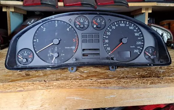 Audi A6 S6 C5 4B Speedometer (instrument cluster) 4B0919860N 110008888011