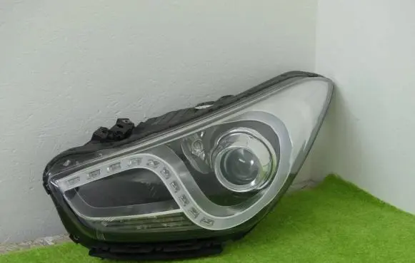 Hyundai i40 Headlight/headlamp 921013Z031